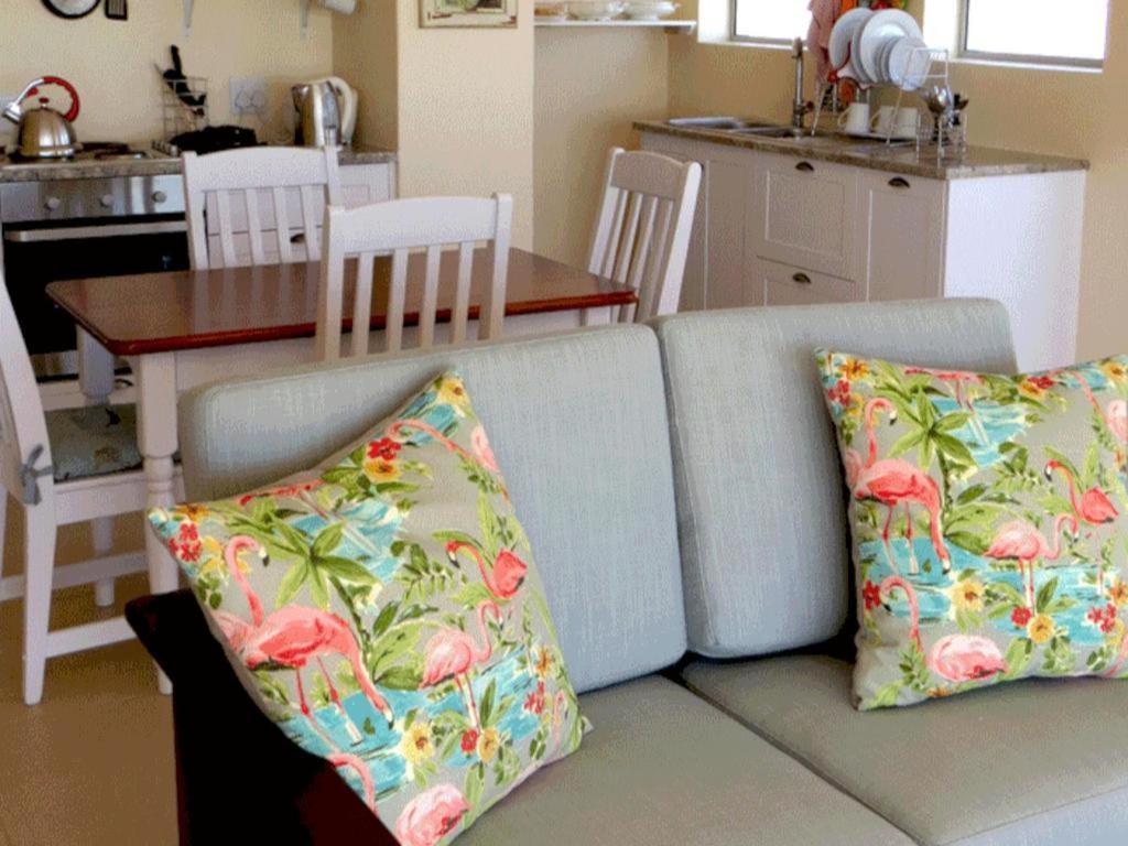 River And Sea Apartment *